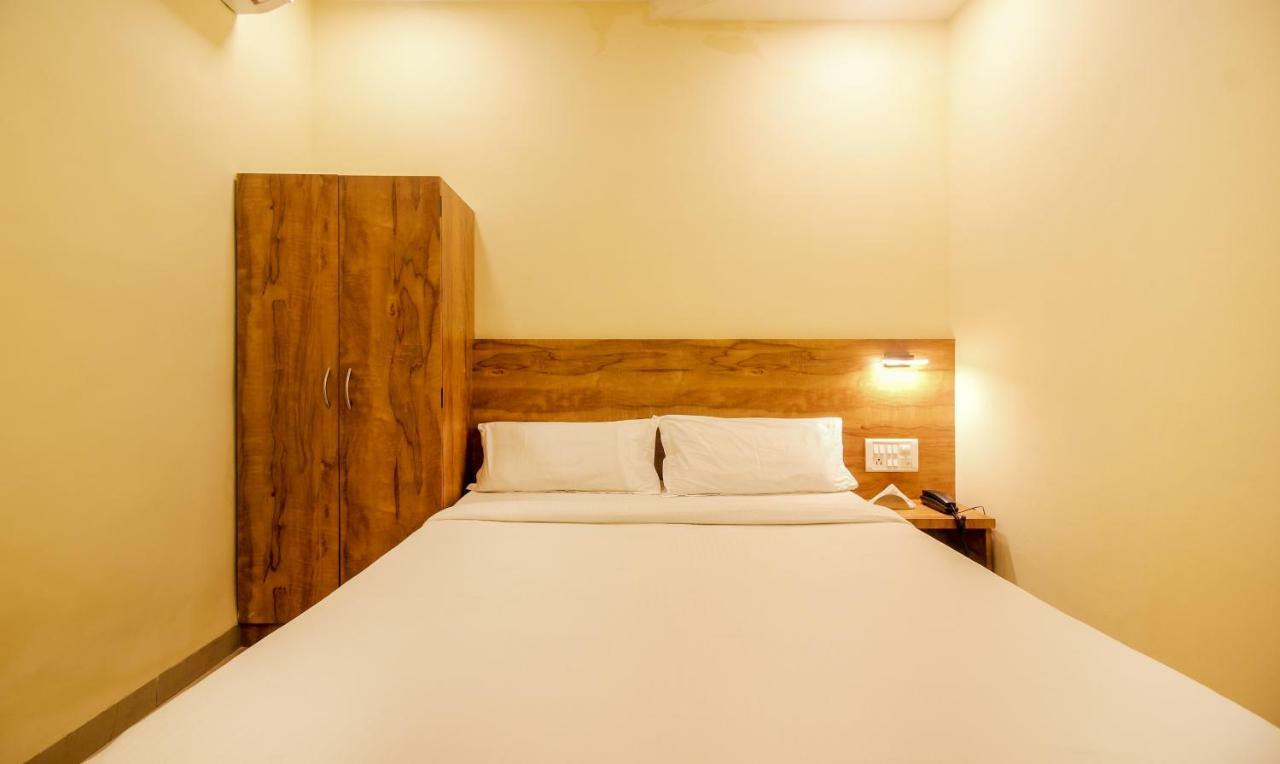 Tiba Hotel มุมไบ ภายนอก รูปภาพ