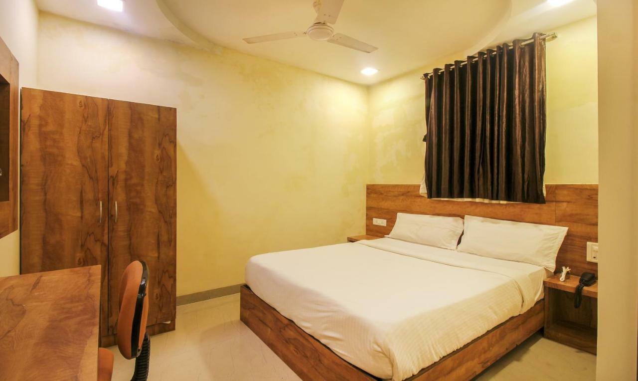 Tiba Hotel มุมไบ ภายนอก รูปภาพ