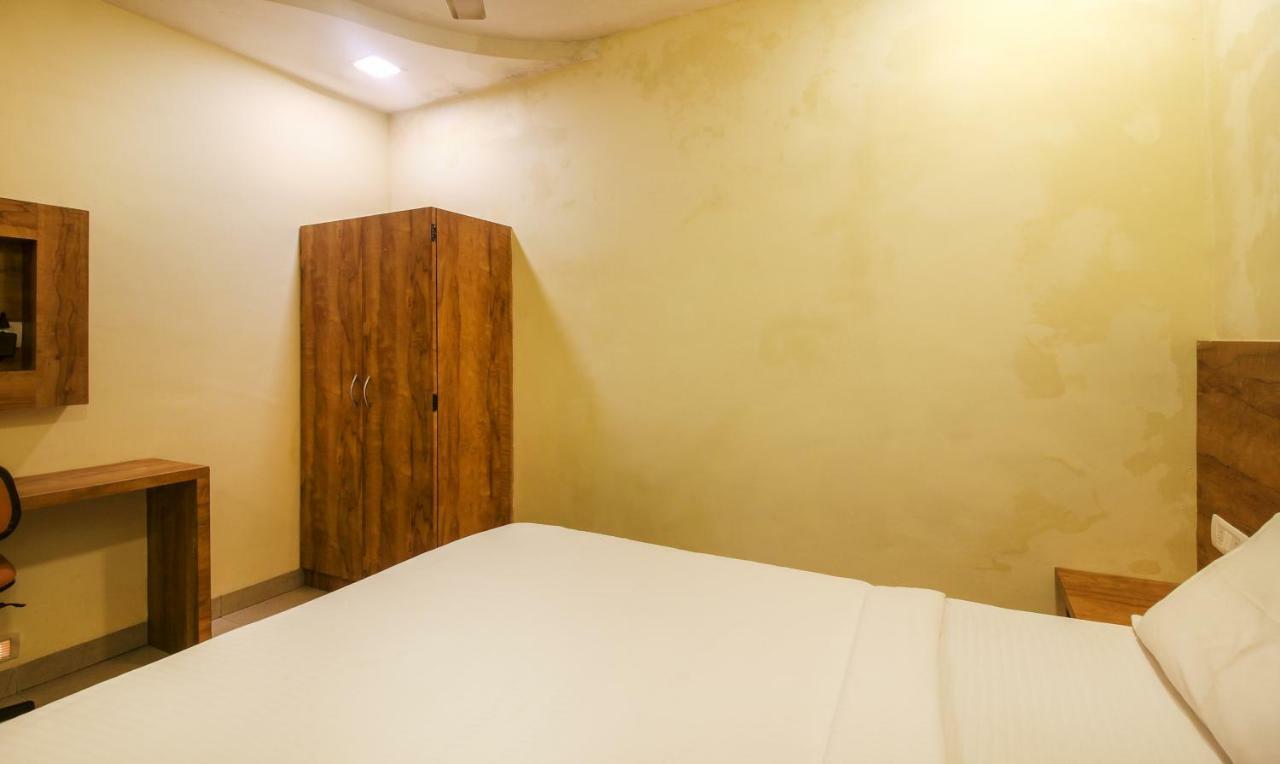 Tiba Hotel มุมไบ ภายนอก รูปภาพ