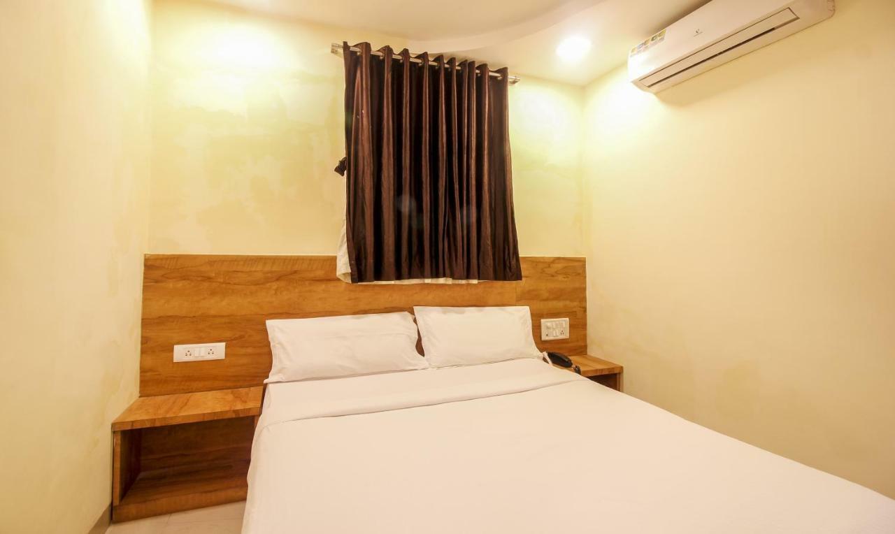 Tiba Hotel มุมไบ ภายนอก รูปภาพ